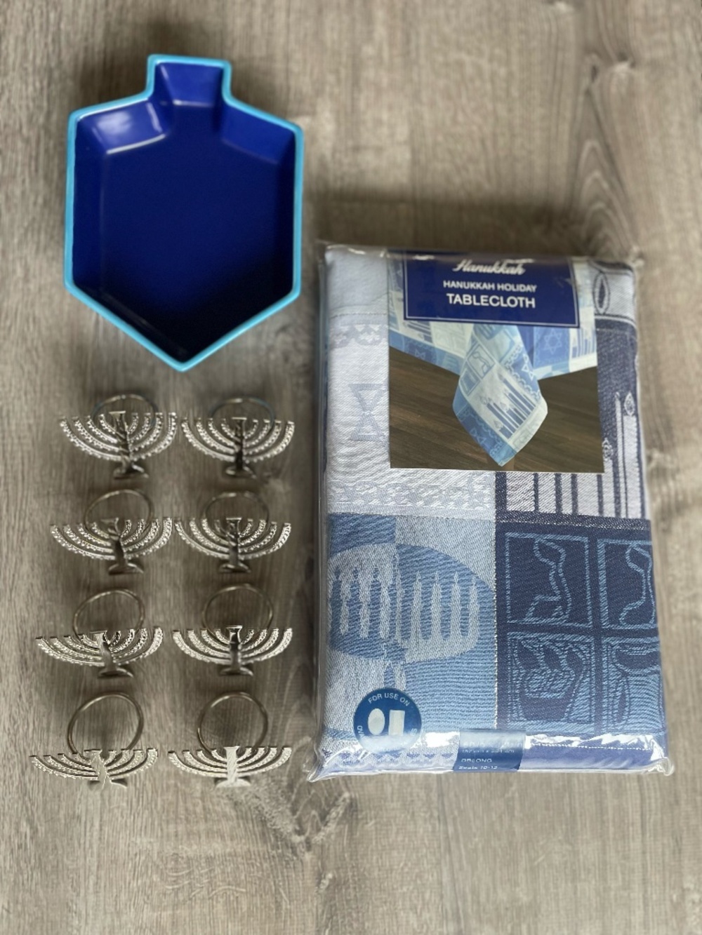 Hanukkah Table Lot:  60x120 Tablecloth, 8 Menorah Napkin Rings & Dreidel Dish